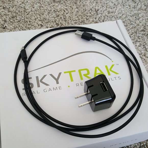 SKYTRAK Launch Monitor - Golf Simulator + Metal Protective Case Housing - Picture 7 of 13